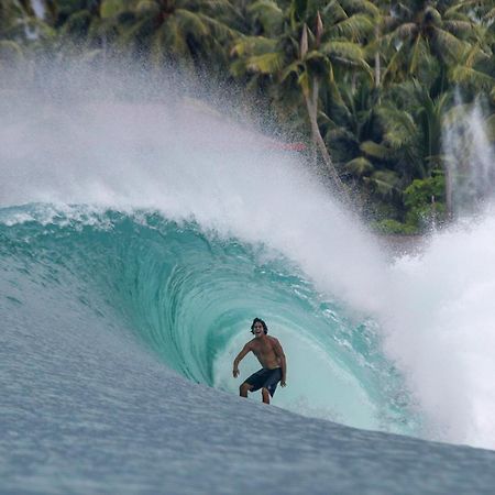 Oseda Nias Surf House Hotel Hilibotodane Luaran gambar