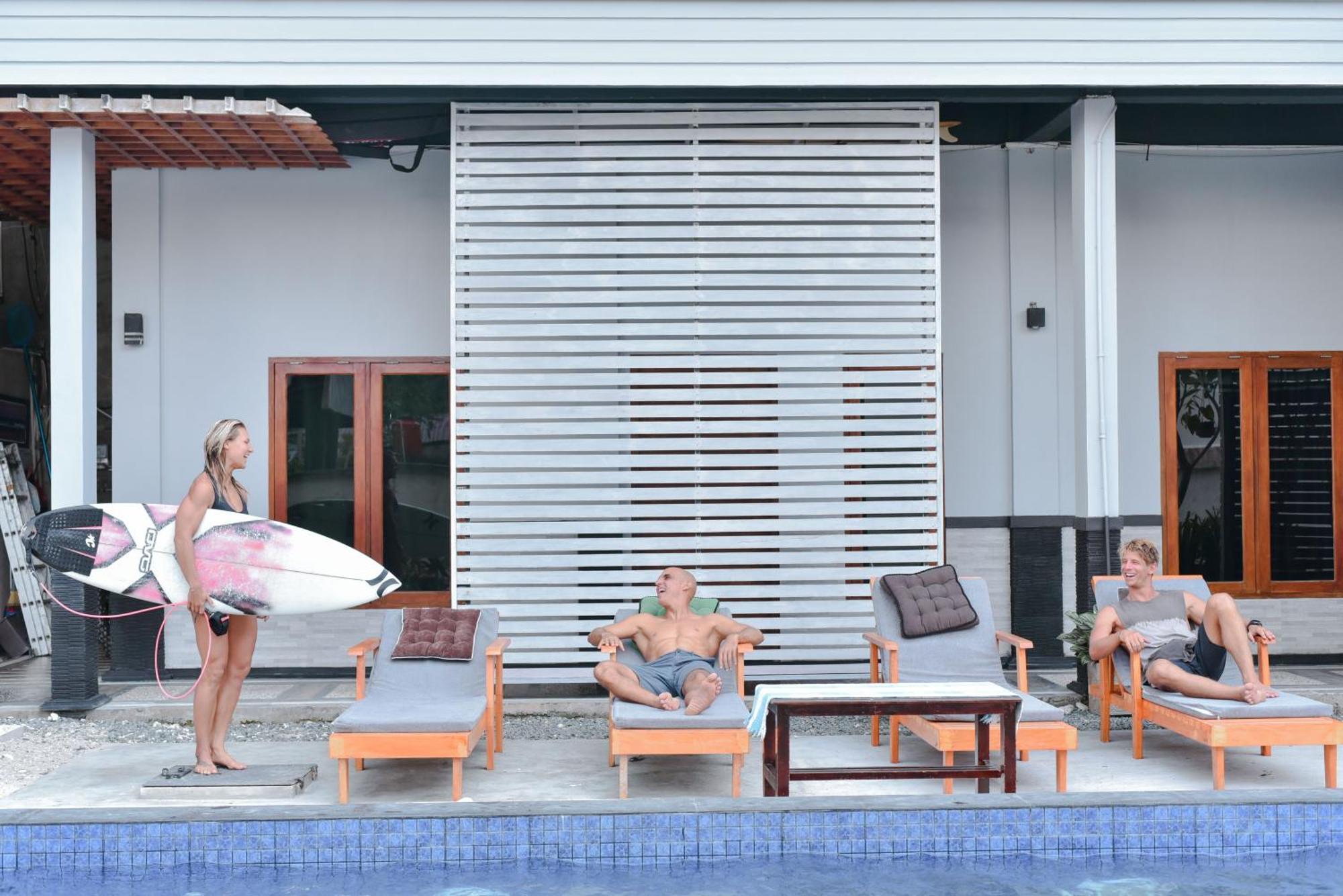 Oseda Nias Surf House Hotel Hilibotodane Luaran gambar