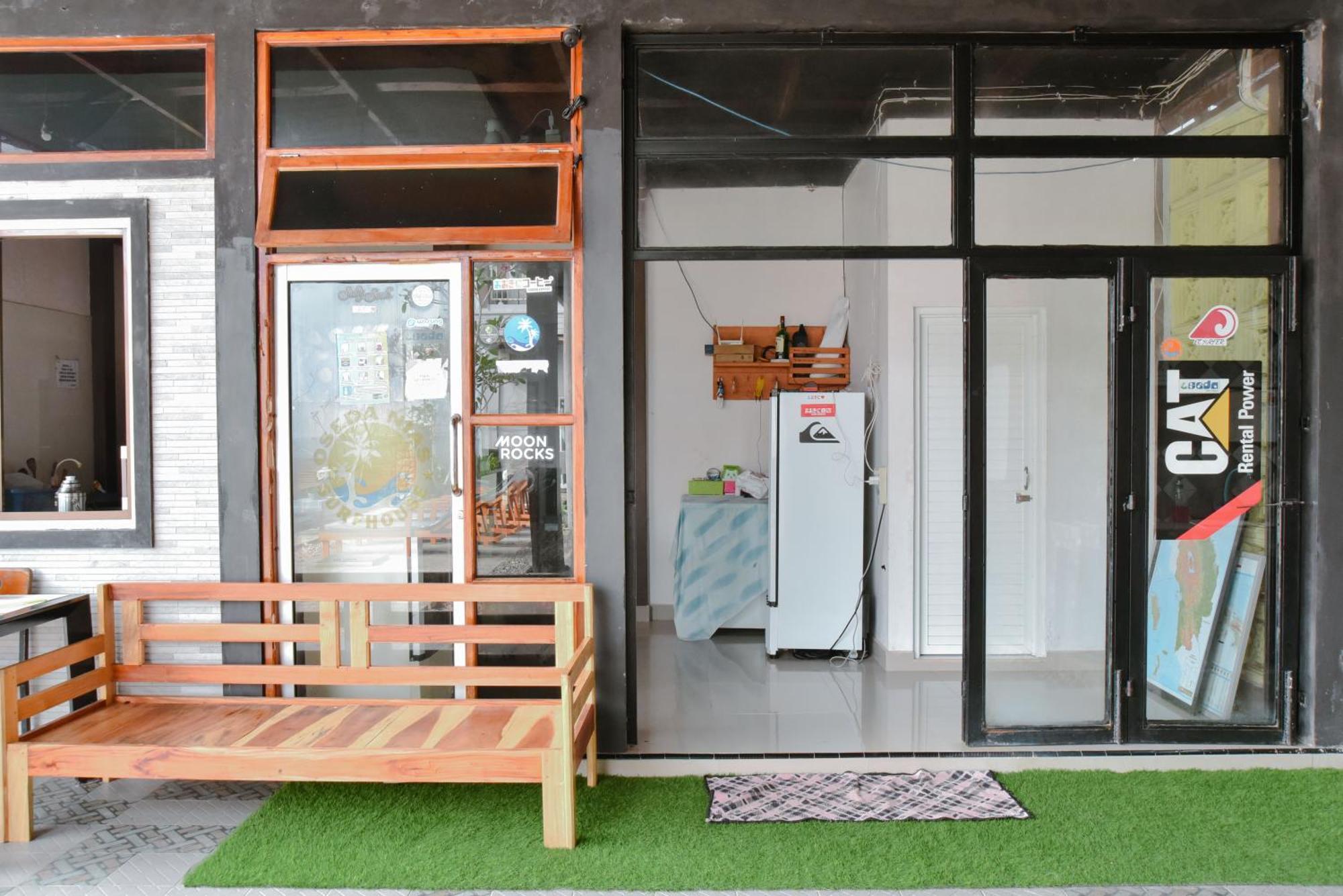 Oseda Nias Surf House Hotel Hilibotodane Luaran gambar