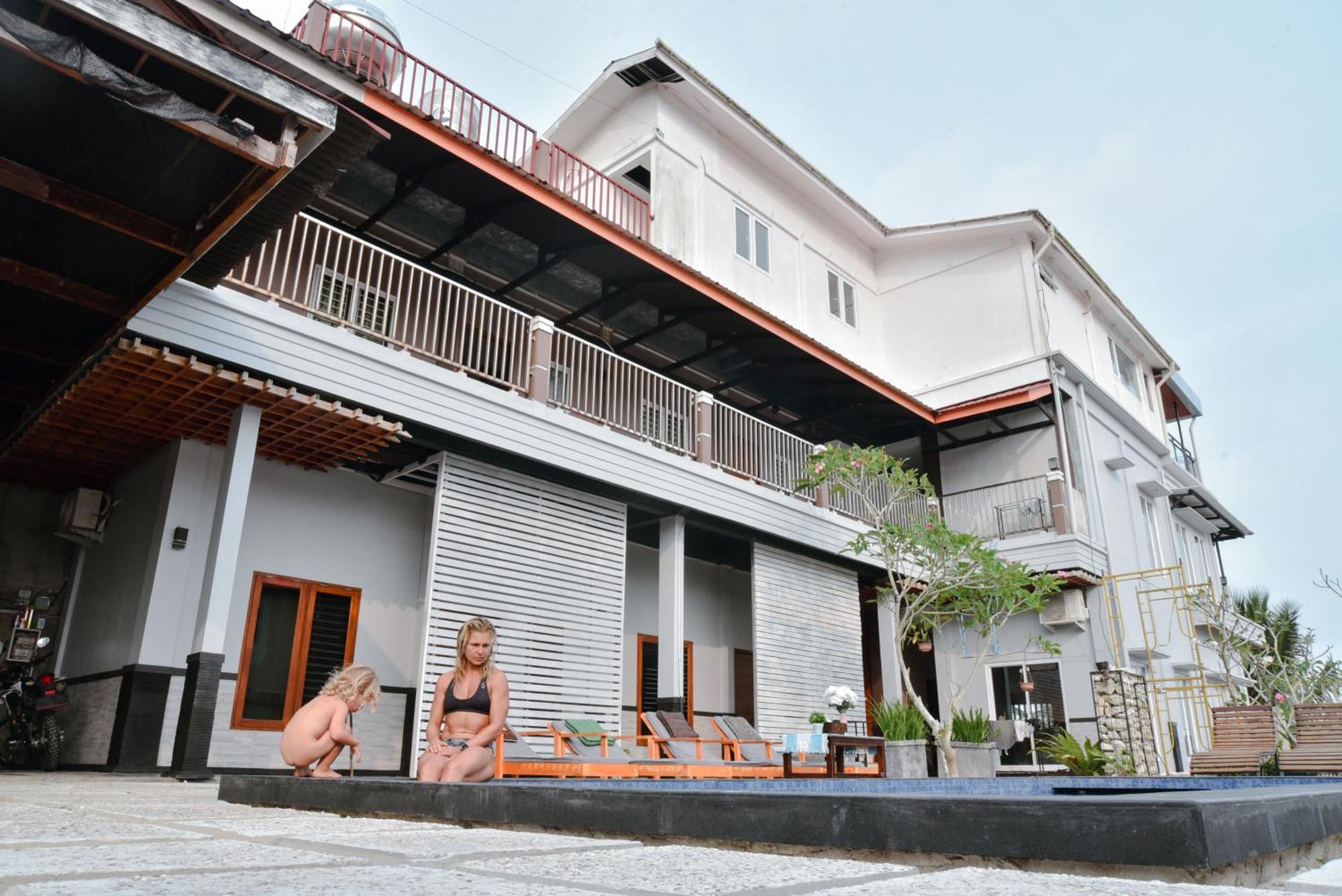 Oseda Nias Surf House Hotel Hilibotodane Luaran gambar