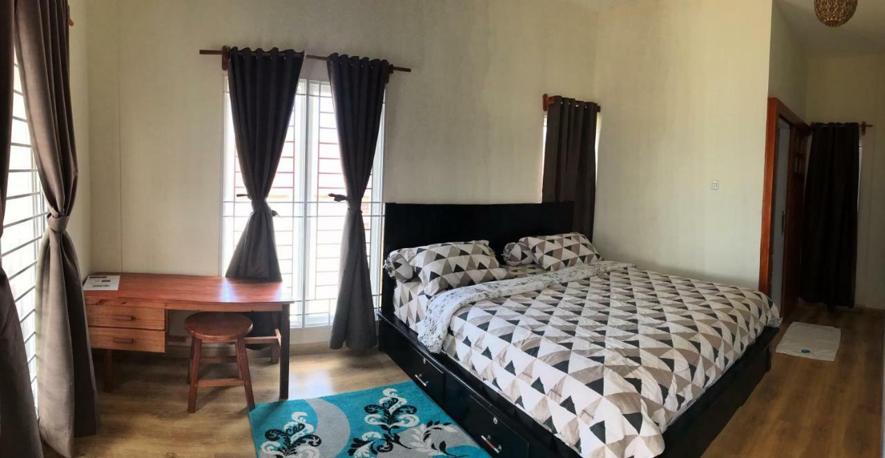 Oseda Nias Surf House Hotel Hilibotodane Luaran gambar